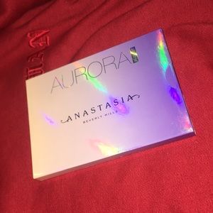 Limited Edition Aurora Glow Kit by Abh